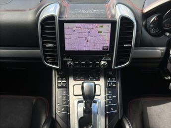 Porsche Cayenne 3.6T V6 GTS TiptronicS 4WD Euro 6 (s/s) 5dr