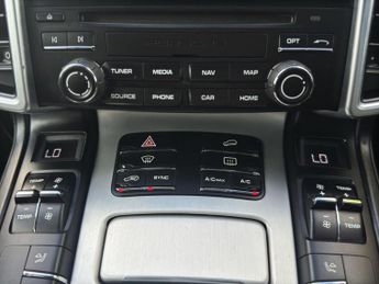 Porsche Cayenne 3.6T V6 GTS TiptronicS 4WD Euro 6 (s/s) 5dr