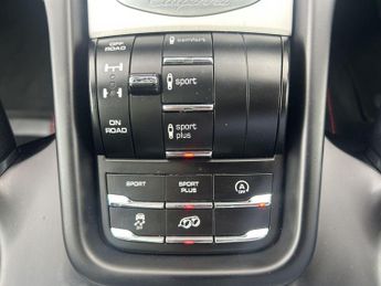 Porsche Cayenne 3.6T V6 GTS TiptronicS 4WD Euro 6 (s/s) 5dr