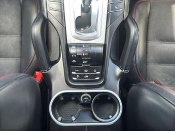 Porsche Cayenne 3.6T V6 GTS TiptronicS 4WD Euro 6 (s/s) 5dr