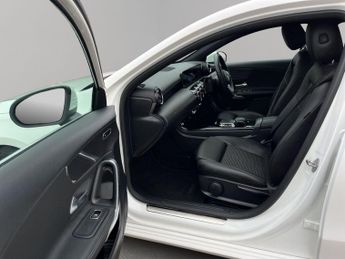 Mercedes-Benz A Class 1.5 A180d Sport (Executive) 7G-DCT Euro 6 (s/s) 5dr