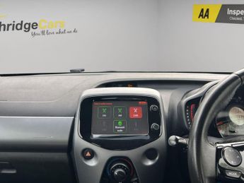 Toyota Aygo 1.0 VVT-i x-play Euro 6 5dr