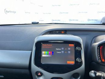 Toyota Aygo 1.0 VVT-i x-play Euro 6 5dr