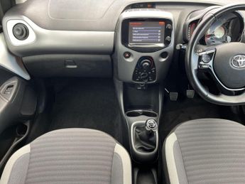 Toyota Aygo 1.0 VVT-i x-play Euro 6 5dr