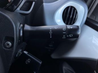 Toyota Aygo 1.0 VVT-i x-play Euro 6 5dr