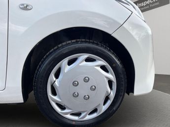 Toyota Aygo 1.0 VVT-i x-play Euro 6 5dr