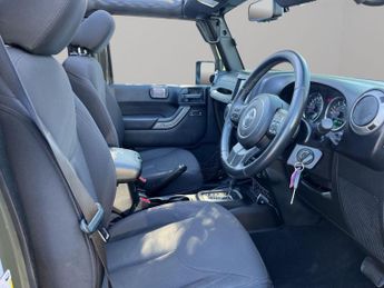 Jeep Wrangler 3.6 V6 Sahara SUV 4dr Petrol Auto 4WD Euro 5 (280 bhp)