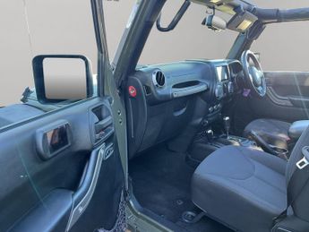 Jeep Wrangler 3.6 V6 Sahara SUV 4dr Petrol Auto 4WD Euro 5 (280 bhp)