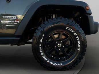 Jeep Wrangler 3.6 V6 Sahara SUV 4dr Petrol Auto 4WD Euro 5 (280 bhp)