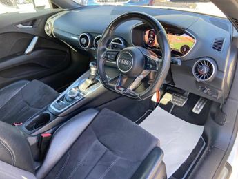 Audi TT 2.0 TFSI S line Roadster S Tronic quattro Euro 6 (s/s) 2dr