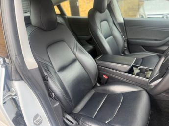 Tesla Model 3 Dual Motor Performance Saloon 4dr Electric Auto 4WDE Performance
