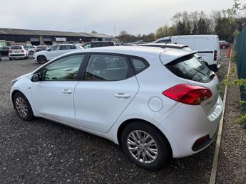 Kia Ceed CRDI 1