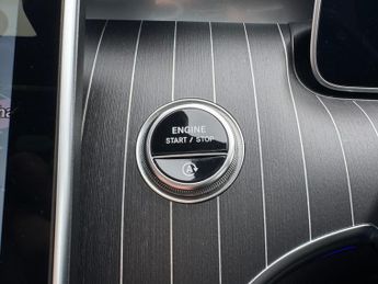 Mercedes-Benz C Class C200 MHEV AMG Line Premium Plus Auto Petrol Estate PAN ROOF/MEMO