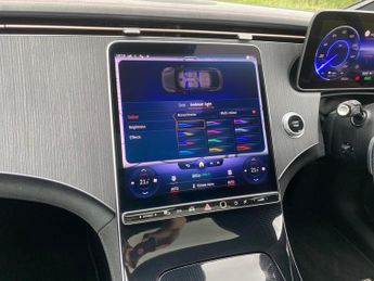 Mercedes-Benz EQE EQE 300 AMG Line Premium Auto Electric 89KWH PAN ROOF/MEMORY SEA