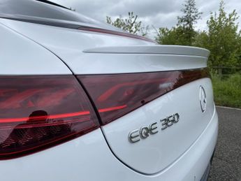 Mercedes-Benz EQE EQE 300 AMG Line Premium Auto Electric 89KWH PAN ROOF/MEMORY SEA