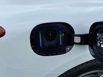 Mercedes-Benz EQE EQE 300 AMG Line Premium Auto Electric 89KWH PAN ROOF/MEMORY SEA