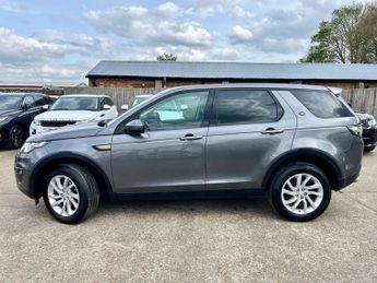 Land Rover Discovery Sport 2.0 TD4 SE Tech Auto 4WD Euro 6 (s/s) 5dr
