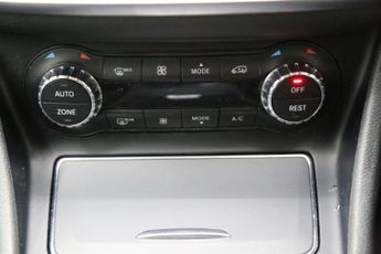 Mercedes-Benz CLA Class 1.6 CLA180 AMG Line Edition Coupe 7G-DCT Euro 6 (s/s) 4dr