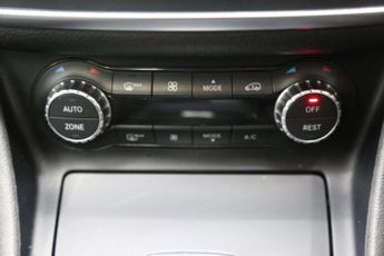 Mercedes-Benz CLA Class 2.1 CLA220 CDI AMG Sport Coupe 7G-DCT Euro 6 (s/s) 4dr