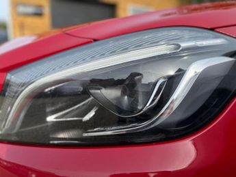 Mercedes-Benz A Class 2.1 A200d AMG Line (Premium Plus) Hatchback 5dr Diesel 7G-DCT Eu