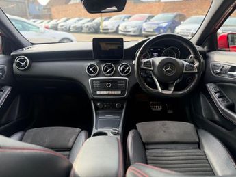 Mercedes-Benz A Class 2.1 A200d AMG Line (Premium Plus) Hatchback 5dr Diesel 7G-DCT Eu