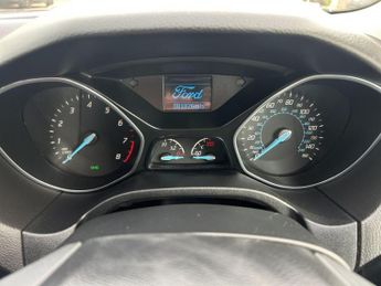 Ford Focus 1.6 Zetec Euro 5 5dr