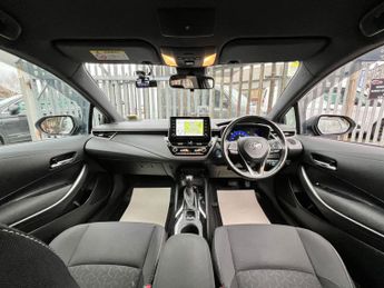 Toyota Corolla VVT-I ICON TECH