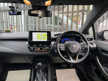 Toyota Corolla VVT-I ICON TECH