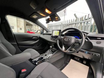 Toyota Corolla VVT-I ICON TECH