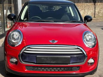 Mini Hatch Cooper 1.5 Petrol Automatic Chili Media XL 3 door + SAT NAV - 35