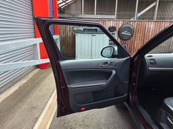 Skoda Yeti Outdoor ELEGANCE 4X4 TDI CR DSG