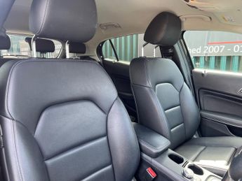 Mercedes-Benz GLA Class GLA 200 D SE