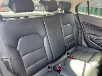 Mercedes-Benz GLA Class GLA 200 D SE