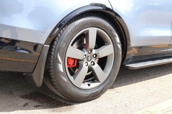 Land Rover Discovery R-DYNAMIC SE MHEV WITH GENUINE REAR SEAT CONVERSION STYLED BY SE