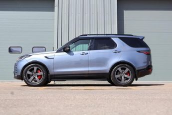 Land Rover Discovery R-DYNAMIC SE MHEV WITH GENUINE REAR SEAT CONVERSION STYLED BY SE