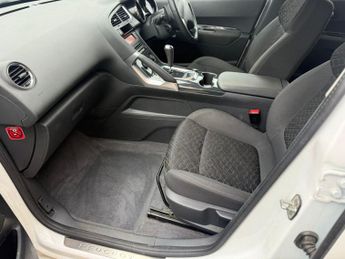 Peugeot 3008 1.6 e-HDi Active EGC Euro 5