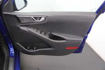 Hyundai IONIQ 38.3kWh Premium Auto 5dr
