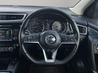 Nissan Qashqai 1.3 DIG-T Tekna Euro 6 (s/s) 5dr
