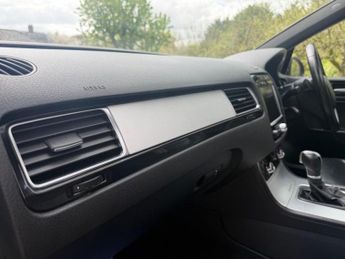 Volkswagen Touareg 3.0 TDI V6 BlueMotion Tech Altitude Tiptronic 4WD Euro 5 (s/s) 5