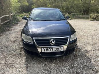 Volkswagen Passat 2.0 TDI SE SALOON 6 SPEED MANUAL.