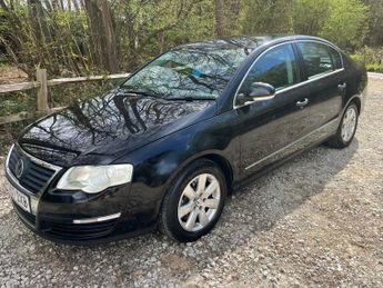 Volkswagen Passat 2.0 TDI SE SALOON 6 SPEED MANUAL.