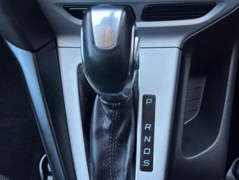 Ford Focus 1.6 Zetec Powershift Euro 5 5dr