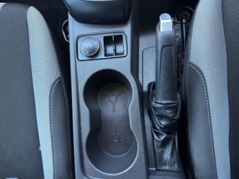 Ford Focus 1.6 Zetec Powershift Euro 5 5dr