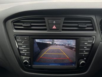 Hyundai i20 1.2 Premium SE Nav Euro 6 5dr