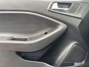 Hyundai i20 1.2 Premium SE Nav Euro 6 5dr
