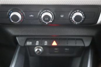 Audi A1 1.0 TFSI 30 S line Sportback S Tronic Euro 6 (s/s) 5dr