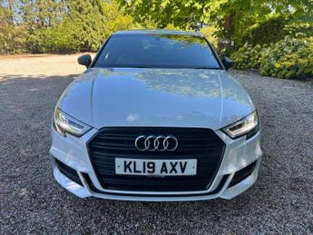 Audi A3 1.5 TFSI CoD 35 Black Edition S Tronic Euro 6 (s/s) 4dr