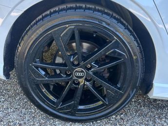 Audi A3 1.5 TFSI CoD 35 Black Edition S Tronic Euro 6 (s/s) 4dr