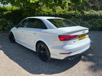 Audi A3 1.5 TFSI CoD 35 Black Edition S Tronic Euro 6 (s/s) 4dr