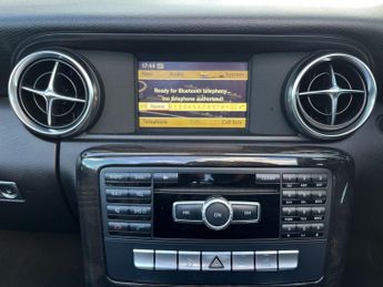 Mercedes-Benz SLK 1.8 SLK200 BlueEfficiency AMG Sport G-Tronic+ Euro 5 (s/s) 2dr